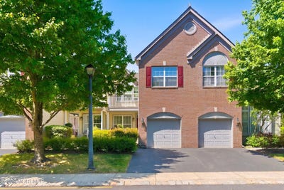 /international/us/113-persimmon-lane-holmdel-nj-110108295013/