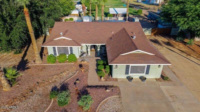 /international/us/7226-n-173rd-avenue-waddell-az-110098690437/?lang=en