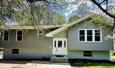 /international/us/36-cobblewood-drive-mount-pocono-pa-110099690377/