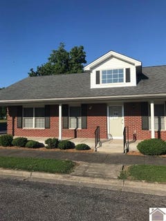 /international/us/401-b-s-8th-paducah-ky-110108230870/