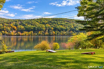 /international/us/65-w-shore-road-washington-ct-110110407351/