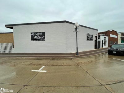 /international/us/7-s-8th-street-clear-lake-ia-110095009180/?lang=en