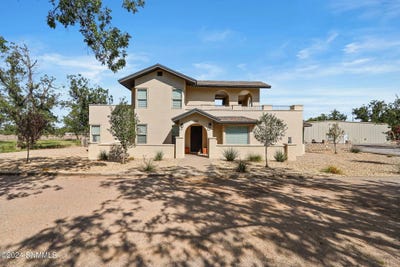 /international/us/320-w-university-ave-las-cruces-nm-110100529589/