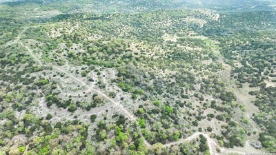 /international/us/830-dunners-mountain-drive-sisterdale-tx-110100569497/