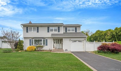 /international/us/75-pawnee-drive-commack-ny-110108033309/