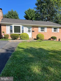 /international/us/313-valley-view-avenue-sw-leesburg-va-110107955408/