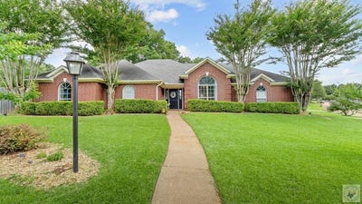 /international/us/1003-brown-drive-wake-village-tx-110108023230/
