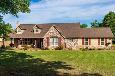 /international/us/7655-e-brit-drive-claremore-ok-110108396080/