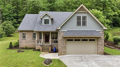 /international/us/117-indian-pipes-trail-boone-nc-110108476976/