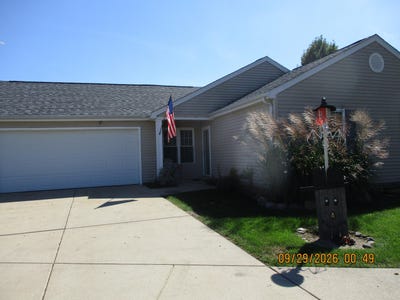 /international/us/1585-saugus-close-valparaiso-in-110110367005/