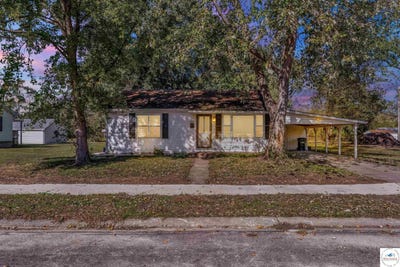 /international/us/1905-e-6th-street-sedalia-mo-110103187527/