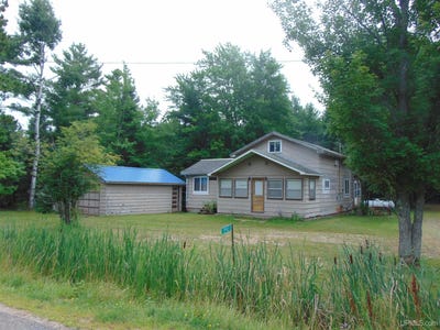 /international/us/7407-old-mill-town-trout-creek-mi-110101430045/?lang=es