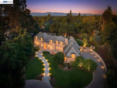 /international/us/13388-surrey-ln-saratoga-ca-110108988590/