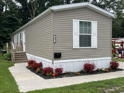 /international/us/34-norhill-drive-rochester-ny-110110365374/