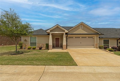 /international/us/815-e-grande-boulevard-tyler-tx-110107832417/