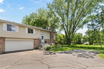 /international/us/1266-119th-lane-nw-coon-rapids-mn-110108351184/