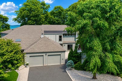 /international/us/51-rockledge-path-port-jefferson-ny-110109814682/