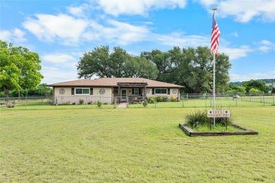 /international/us/2911-osage-road-gatesville-tx-110108252790/
