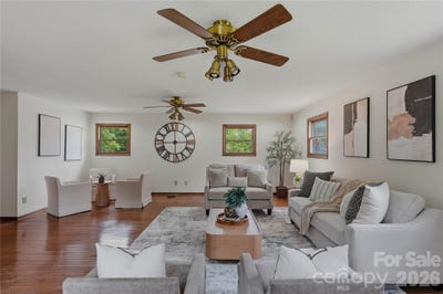 /international/us/5303-rogers-road-indian-trail-nc-110108479026/