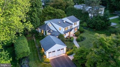 /international/us/326-lindsey-drive-berwyn-pa-110108532805/