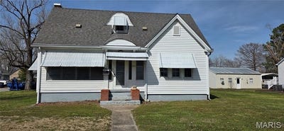 /international/us/901-e-main-street-steeleville-il-110106702699/