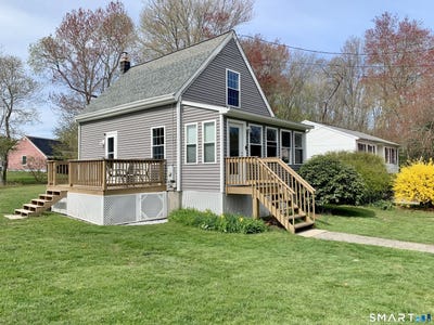 /international/us/14-stoney-brook-drive-waterford-ct-110107787493/