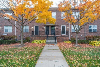 /international/us/43117-burlington-drive-sterling-heights-mi-110102983660/