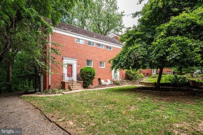 /international/us/1557-mount-eagle-alexandria-va-110108932692/