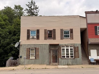 /international/us/165-w-main-street-westfield-pa-110108772429/