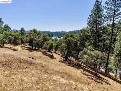 /international/us/3-154-boitano-rd-groveland-ca-110106601930/