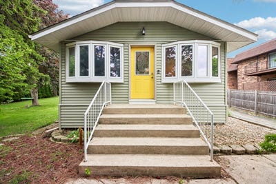 /international/us/117-e-55th-street-westmont-il-110108075525/