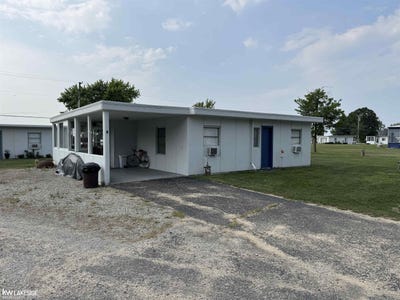 /international/us/6024-port-austin-road-caseville-mi-110101428743/