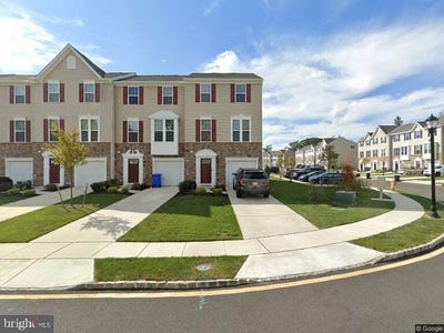 /international/us/95-benford-lane-edgewater-park-nj-110100848577/
