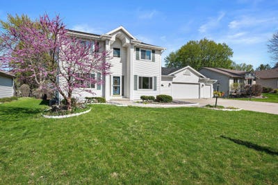/international/us/517-brule-parkway-deforest-wi-110099692399/?lang=en