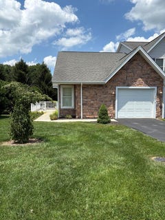 /international/us/255-pleasant-view-drive-wytheville-va-110100389077/