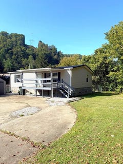 /international/us/66-haywood-drive-prestonsburg-ky-110102430830/
