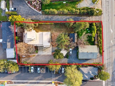 /international/us/540-s-cloverdale-boulevard-cloverdale-ca-110102971007/