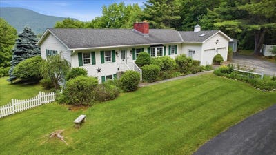 /international/us/193-finley-drive-bennington-vt-110108722674/