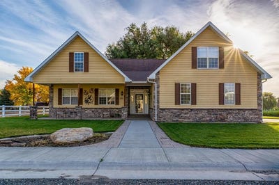 /international/us/101-absoraka-st-byron-wy-110120511992/