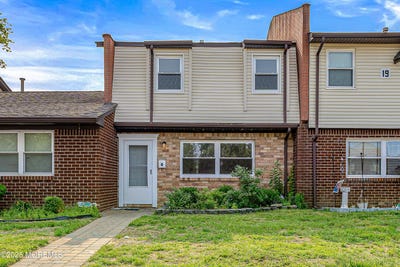 /international/us/174-esmeralda-court-brick-nj-110099977620/