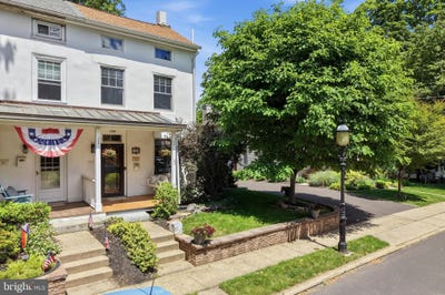 /international/us/199-washington-street-doylestown-pa-110108536619/