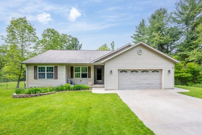 /international/us/277-madison-road-stanwood-mi-110099959778/