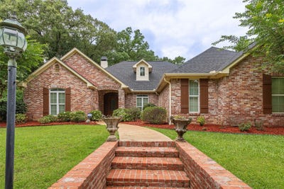 /international/us/245-katie-lane-ruston-la-110108415226/