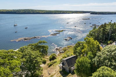 /international/us/66-holbrook-street-harpswell-me-110110300578/