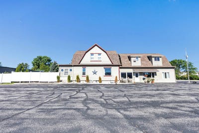 /international/us/513-duluth-avenue-sturgeon-bay-wi-110106624491/