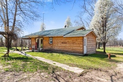 /international/us/211-featherhill-terrace-norfork-ar-110106540007/