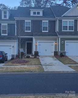 /international/us/2823-aubrey-street-monroe-nc-110104050367/
