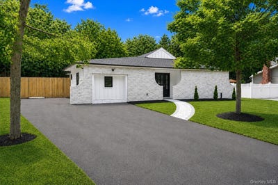/international/us/30-bradley-drive-shoreham-ny-110108909033/