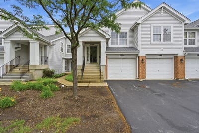/international/us/2290-scott-lane-aurora-il-110108636555/
