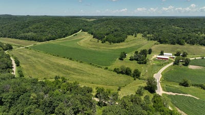 /international/us/4850-4896-county-road-h-ridgeway-wi-110100803593/